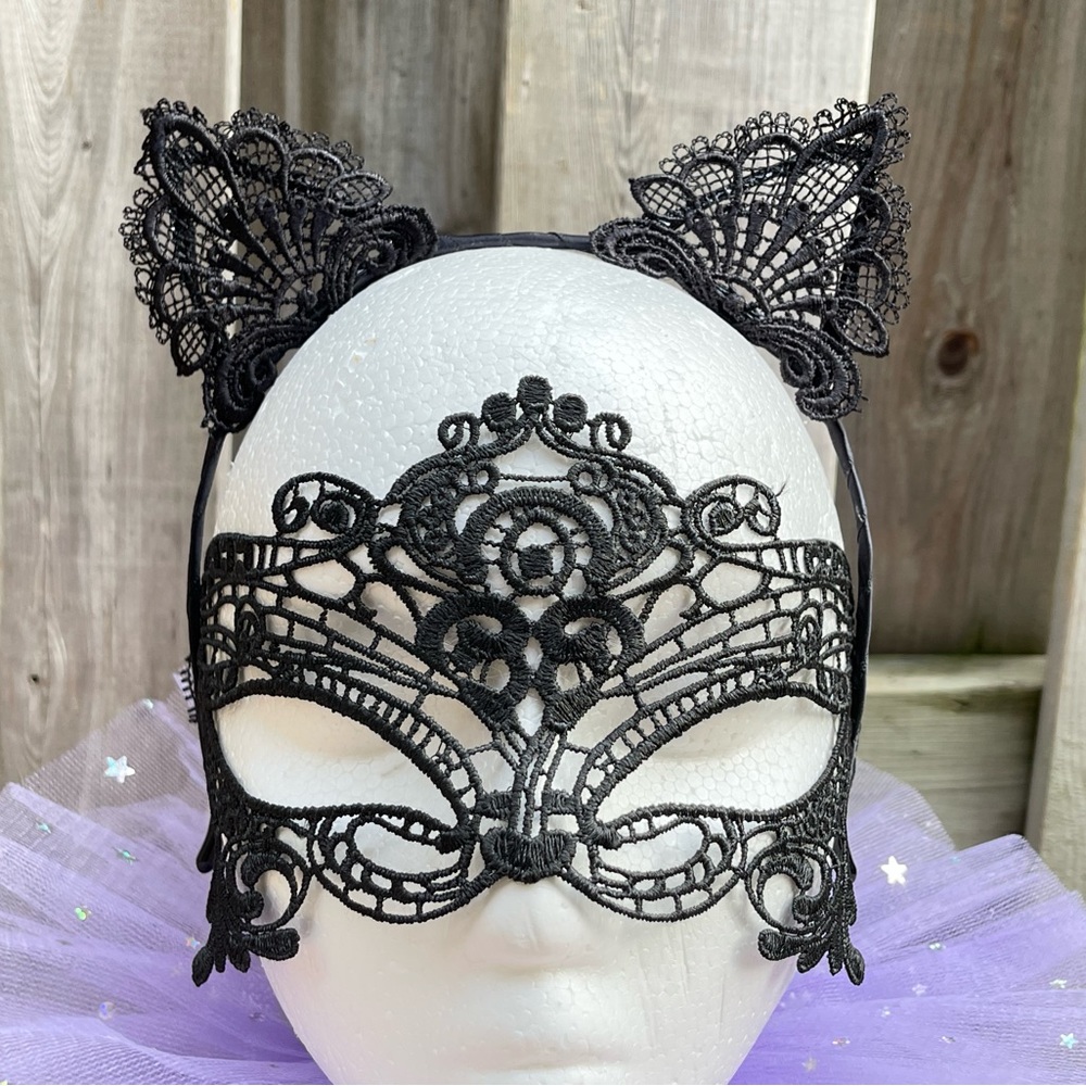 SET Lace Mask with Lace Ears